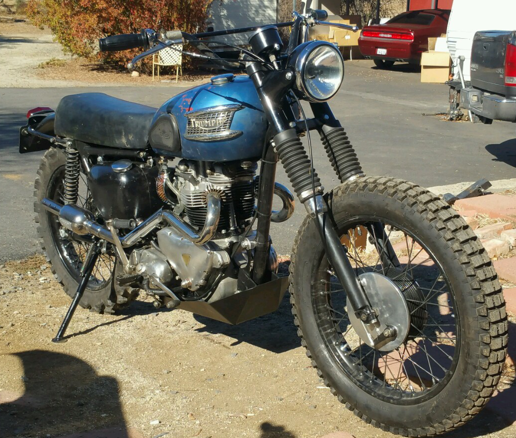 Triumph Pre-Unit 650 With Bast Bros Skid Plate