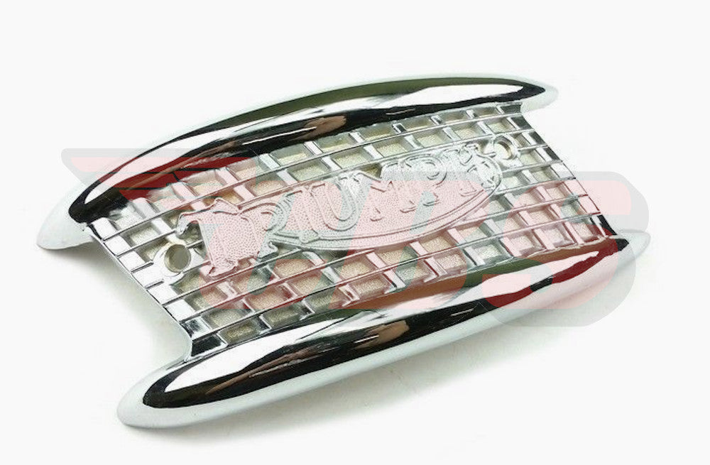 Triumph "Garden Gate" Tank Badge - 82-4127