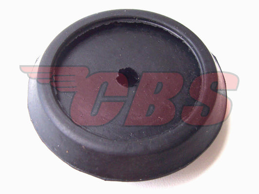TRIUMPH TR7 / T140 GAS TANK BADGE RUBBER GROMMET 97-5061