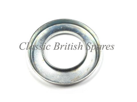 Triumph Rear Wheel Dust Cover 37-0583 Retainer 500 650 Pre-Unit T120 T110 TR6