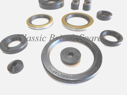 Norton Commando 750 / 850 Complete Engine Oil Seal Kit - 1968-75