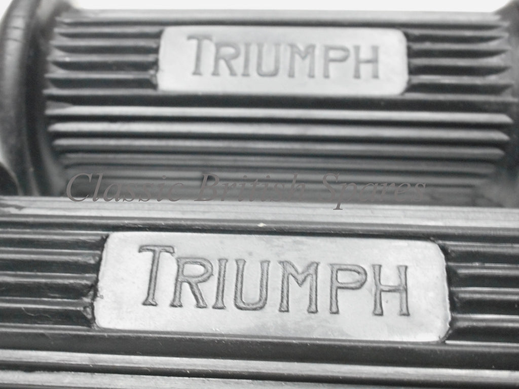 TRIUMPH LOGO FOOT REST PEG RUBBER SET 650 58-68 T110 T120 TR6 6T